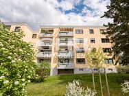 Geräumige 4,5-Zimmer-Wohnung mit Loggia und Garage - Straubing