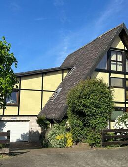 Wohnen und arbeiten auf 184m²: Einfamilienhaus + Gewerbeeinheit mit tollem Garten in Söhlde. - Söhlde