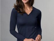 Trigema T-Shirt TRIGEMA Langarmshirt mit V-Ausschnitt (1-tlg)
