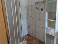 2,5 Zimmer Wohnung, Wohnküche, Fensterbad mit Dusche - Kröpelin