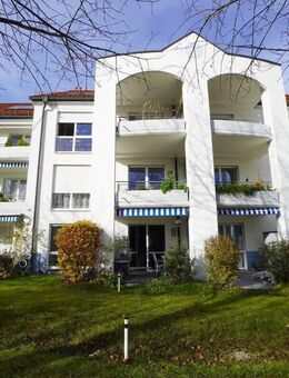 Schicke Senioren-Wohnung in Seniorenresidenz - modern möbliert - einfach einziehen, allein oder zu zweit! - Germering