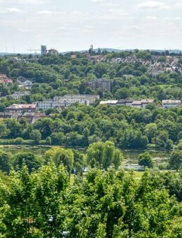 +++ Panorama-See- & Bergblick - modernisiert - Schwimmbad & Sauna - inkl. 3 Garagen - EBK-Übernahme möglich +++ - Stuttgart
