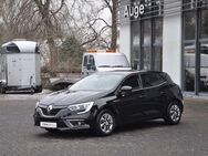 Renault Megane, LIMITED Deluxe TCe 140 GPF LIMITED Deluxe TCe 140 GPF, Jahr 2020 - Geseke