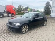 BMW 116 Baureihe 1 Lim. 116i #Tüv #8Fach #Euro4 - Bad Dürrheim