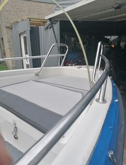 Terhi Konsolenboot mit Sonderausstattung o.Motor - Neuenhagen (Berlin)
