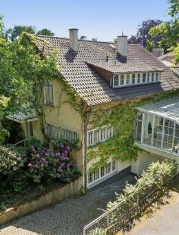 Zwei charmante Stadtvillen mit Flair & Privatsphäre im Süden Frankfurts, direkt am Stadtwald - Frankfurt (Main)