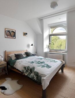 Gemütliche 2-Zimmer-Dachgeschosswohnung in zentraler Lage - Kehl