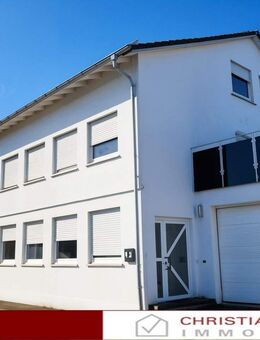 MODERNISIERT IN RUHIGER LAGE: 3-Zimmer in Tailfingen - Albstadt