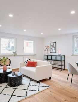 Erstbezug nach Kernsanierung: Großzügige 3,5 Zimmer Wohnung mit 100m² + Nutzfläche in Weil der Stadt - Weil der Stadt