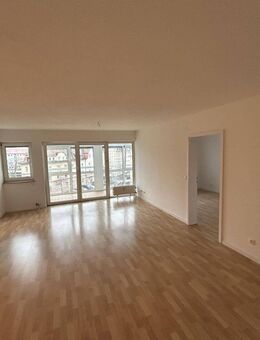2,5 Zimmer Wohnung 70m² mit Wintergarten - Nürnberg