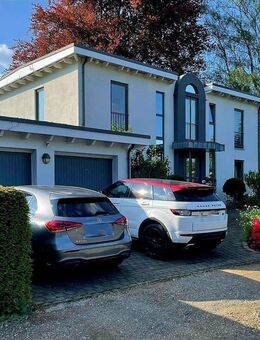 Architektonischer-Traum - freistehende Stadt-Villa - Hünxe