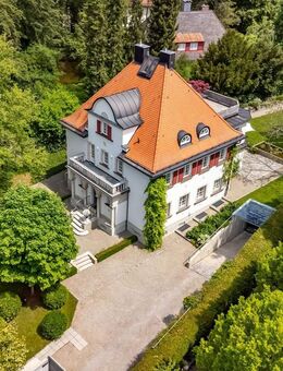 Exzellent sanierte Villa von 1924 mit einmaligem Charme am Isarhochufer - München