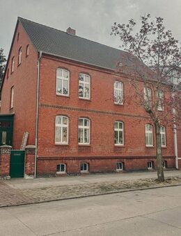 Mehrfamilienhaus in Rathenow - 3 Etagen, viele Möglichkeiten - Rathenow