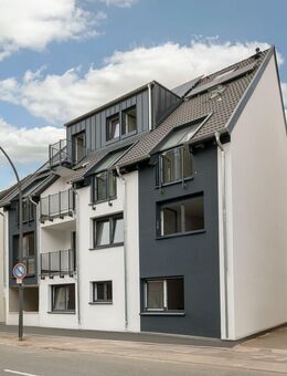 Wohnen mit Stil und Aussicht: Exklusive Dachgeschosswohnung in Köln Rath/Heumar - Köln