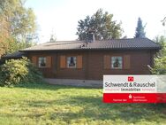 Traumblockhaus am Feldrand in Schotten-Eichelsachsen (Hirzbergsiedlung) - Schotten