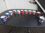 12 Weihnachtsbecher Tassen Glühwein Punsch Keramik+Porzellan zus. 6,- - Flensburg