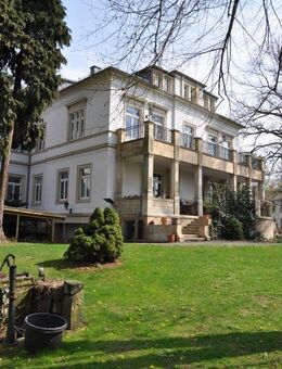 Möblierte Dachgeschosswohnung mit EBK im schönen Loschwitz!!! - Dresden