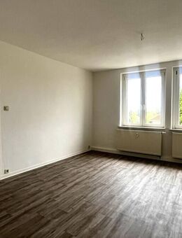 Charmante Eigentumswohnung in Wolfen - modernisiert, ruhig gelegen und sofort bezugsfrei - Bitterfeld-Wolfen