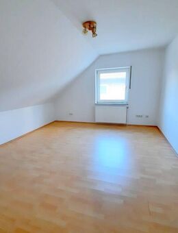 Schöne Oberwohnung mit Garten, in Rhauderfehn, in Seenähe zu vermieten. - Rhauderfehn
