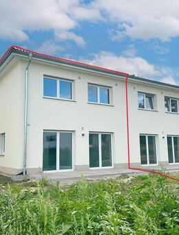 Familienfreundliche Doppelhaushälfte mit hellem Wohnbereich und hochwertiger Ausstattung - Magdeburg