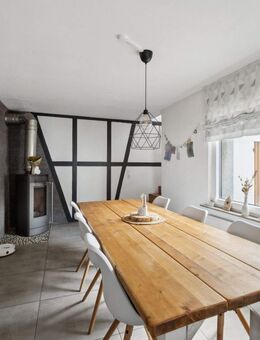 Sofort verfügbares Einfamilienhaus umfassend modernisiert in Zentrumsnähe von 57482 Wenden - Wenden