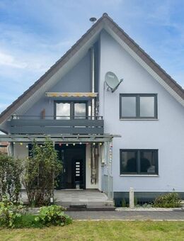 Gepflegtes Einfamilienhaus mit separater Wohnung & schönem Garten - Steinen (Baden-Württemberg)