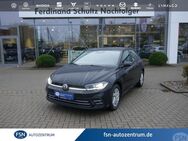 VW Polo, 1.0 l TSI Style 95PS BEATS, Jahr 2022 - Teterow