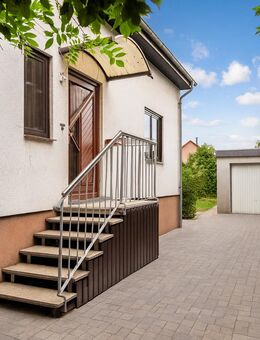 Viel Platz zum Leben - großzügig geschnittenes Haus unweit der Kaulsdorfer Seen wartet auf Sie - Berlin