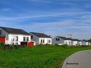 Mehrfamilienhaus, Terrasse, Garten - Extertal