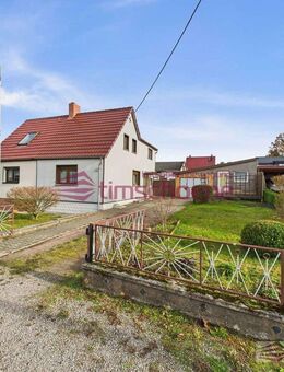 **Charmante Doppelhaushälfte in ruhiger Wohnlage von Gehren zum Verkaufen** - Gehren