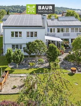 360°IGeräumiges Zweifamilienhaus mit großzügigem Garten, Garagen+Carport und PV-Anlage in Riedhausen - Riedhausen