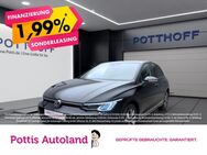 VW Golf, 2.0 TDI 8 Move, Jahr 2023 - Hamm