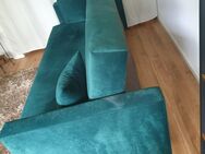 Vintage Couch in Moosgrün - Berlin