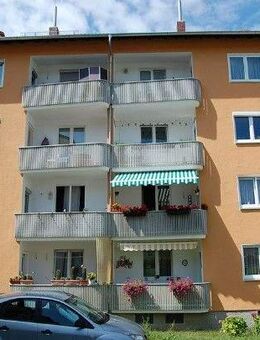 Renovierte 3 - Zimmer Wohnung mit Balkon in ruhiger Stadtlage! - Passau
