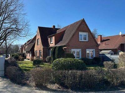 Wohnhaus mit 2 Einheiten und Ausbaureserve