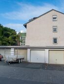 Gepflegtes 3-Familienhaus in 53129