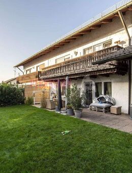 Einfamilienhaus Wohntraum mit bezugsfreier Einliegerwohnung / neue Heizung & PV Anlage - Egmating