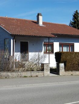 Schönes Einfamilienhaus mit Garten und Doppelgarage in Albstadt- Tailfingen - Albstadt