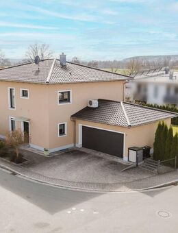 Exklusives Einfamilienhaus im gehobenen Stil in Weidens begehrtester Lage - Seltene Gelegenheit! - Weiden (Oberpfalz)