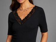 Laura Scott V-Shirt kurzärmelig, sehr figurbetonte Passform, elastisches Material