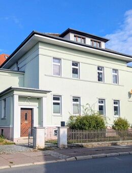 Großzügiges Wohnen mit Charme – Gemütliche 5-Zimmer-Wohnung mit Gartennutzung, Garage & Stellplatz - Eisenberg (Thüringen)