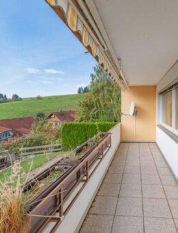 Großzügiges Wohnen zum Spitzenpreis - 3,5 Zimmer Eigentumswohnung mit tollem Blick - Furtwangen (Schwarzwald)