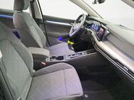 VW Golf, 2.0 TDI Life LIFE BU, Jahr 2022 - Reutlingen