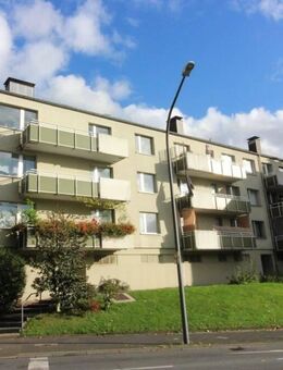 Lichtdurchflutete 4 Zimmer Wohnung ab sofort verfügbar! - Wuppertal