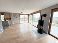 Neues Einfamilienhaus in herrlicher Aussichtslage - Rosenfeld