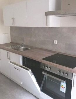!! EINBAUKÜCHE, 3-Zimmer mit Balkon in ruhiger Nebenstraße !! - Chemnitz