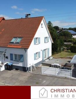 GELIEBTES SCHMUCKSTÜCK: EFH in Schwenningen - Schwenningen (Baden-Württemberg)