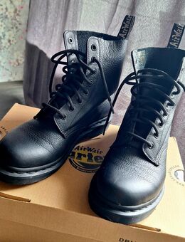 Fast neue Doc Martens – nur zweimal getragen - Dortmund