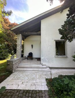 Einfamilienhaus mit herausragender Architektur - zu schade für einen Abriss - Bad Aibling