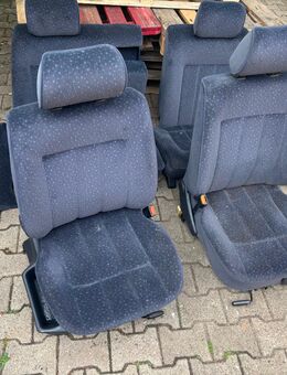 VW Passat 35i SItze Ausstattung 1994 GL GT VR6 BLAU Rückbank Verstellbar - Lüchow (Wendland)